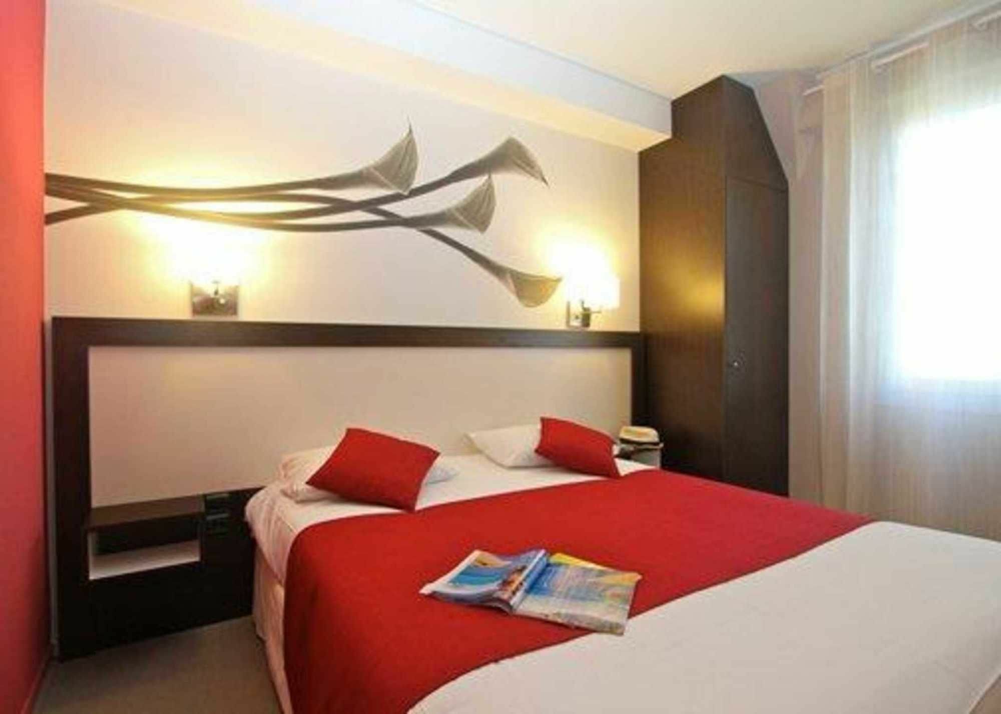 Quality Hotel La Marebaudiere Vannes Centre Zimmer foto